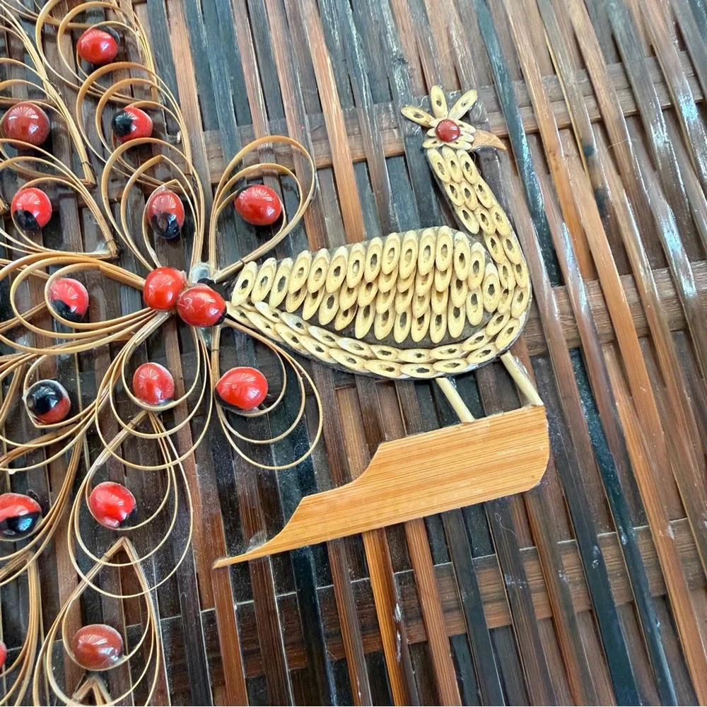 Vintage 70s Wicker Peacock Wall Hanging 14" - Boho Rattan & Cane Folk Art - Picture 4 of 9